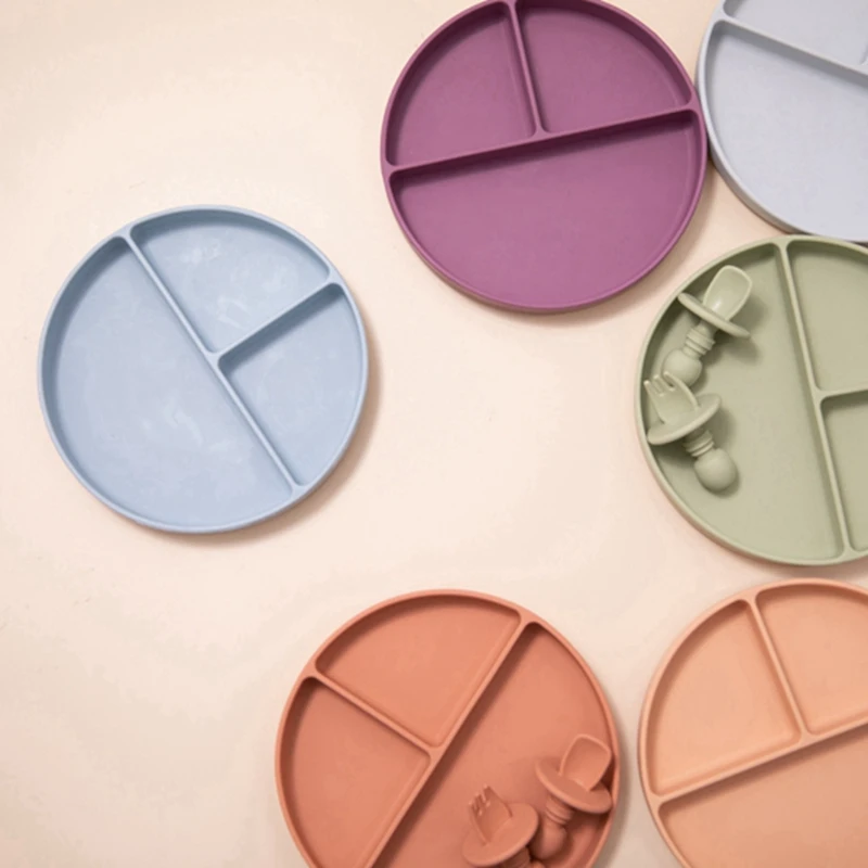 Набор детских силиконовых столовых приборов многоцветная безопасная миска