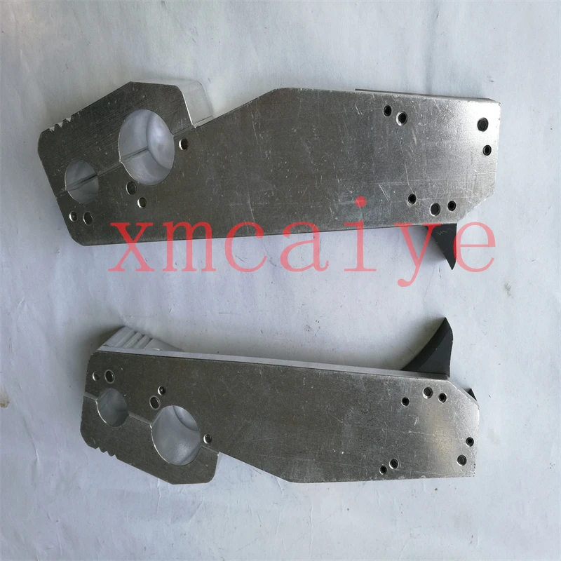 Пара номерных блоков GTO 52 AIBOULLY