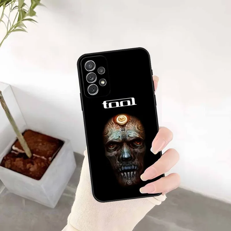 Tool Band Rock Music Phone Case For Samsung Galaxy S22 S10 S20 S30 S7 S21 S8 S9 S6 Pro Plus Edge Ultra Fe Design Back Cover images - 6