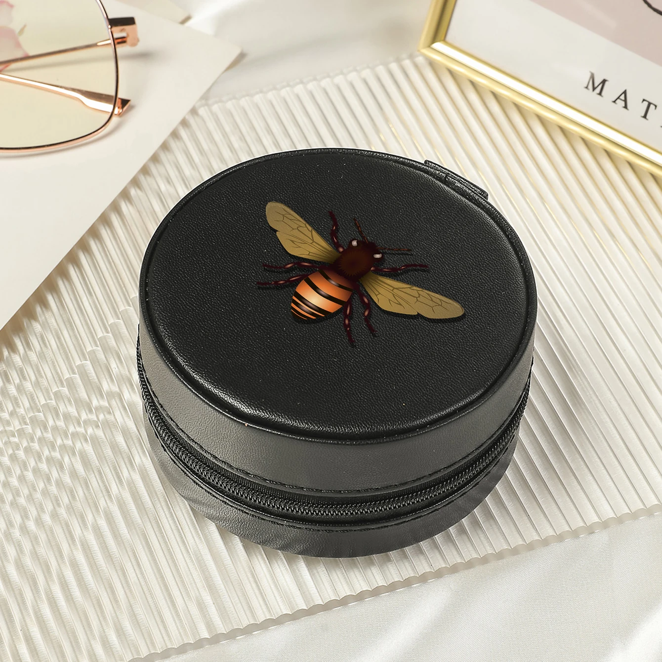 

BLACK Jewelry Storage Box Organizer Display Travel Jewelry Case Boxes Animal Button Leather Earrings Necklace Ring Organizer