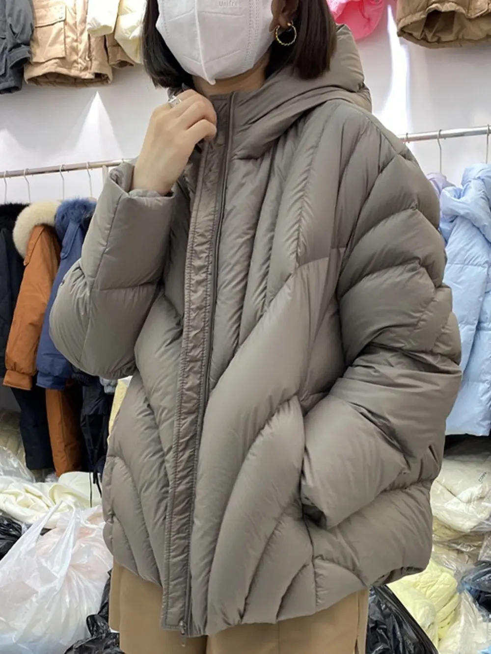 

Зимнее пуховое пальто с капюшоном, Женская куртка на белом утином пуху, теплое мягкое пальто, Осенние повседневные парки, женская верхняя одежда, пузырьковое пальто