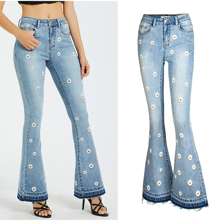 

Streetwear Flare Jeans For Women Y2K Denim Jeans 2022 Casual Cotton Wide Leg Jeans High Waist Mom Jeans Daisy Embroidery Pants