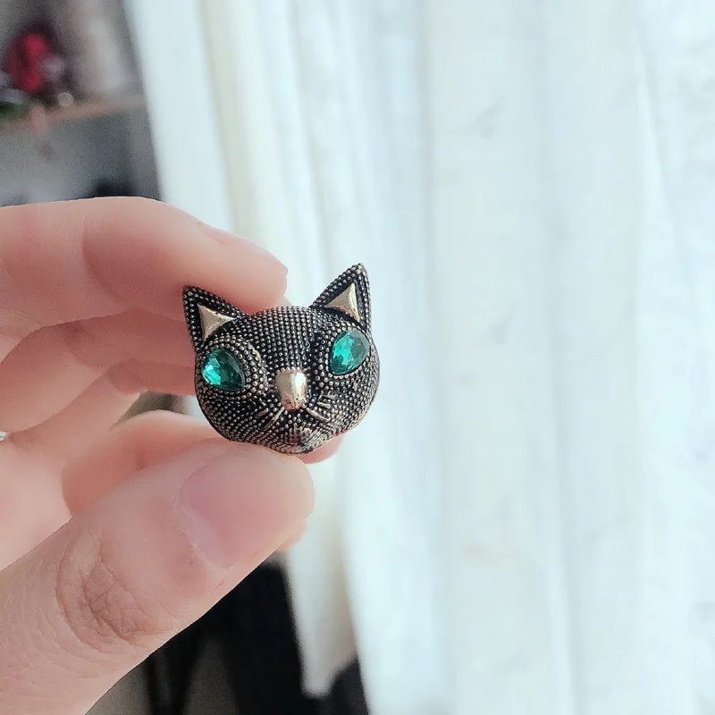 

Cheetah Leopard Head Brooches Alloy Acrylic Sweater Scarf Buckle Animal Brooch Pins Coat Accessories Gifts