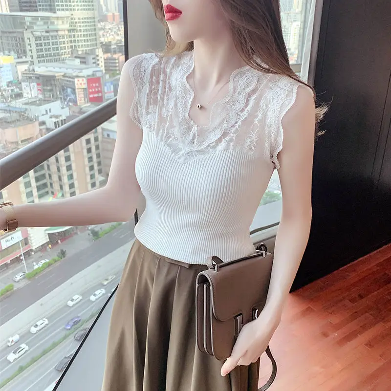 

2022 Sexy Women'S Knitted Sleeveless Summer V-Neck Lace Stitching Hollow Ice Silk Vest Sling Beautiful T-Shirt Bottoming Shirt