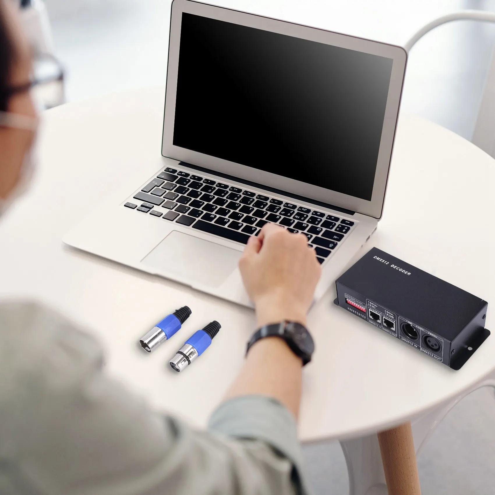 Декодер для DMX 512 4 канала x 8a фотоконтроллер 4-канальный драйвер RGBW фотолента DC 12V -