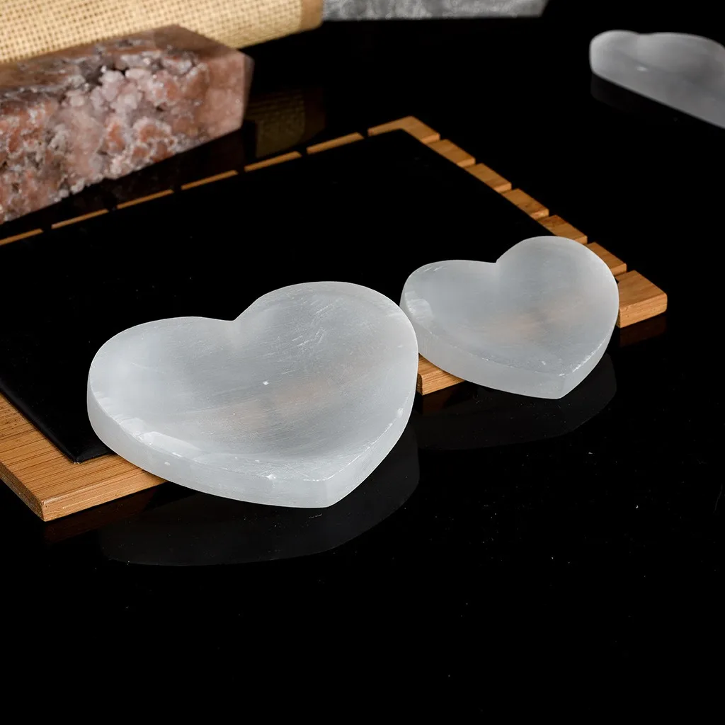 

Heart Shaped Natural Selenite Plate Hand Carved Charging Plate For Reiki Healing and Crystal Grid Fengshui Quartz Mineral Gifts