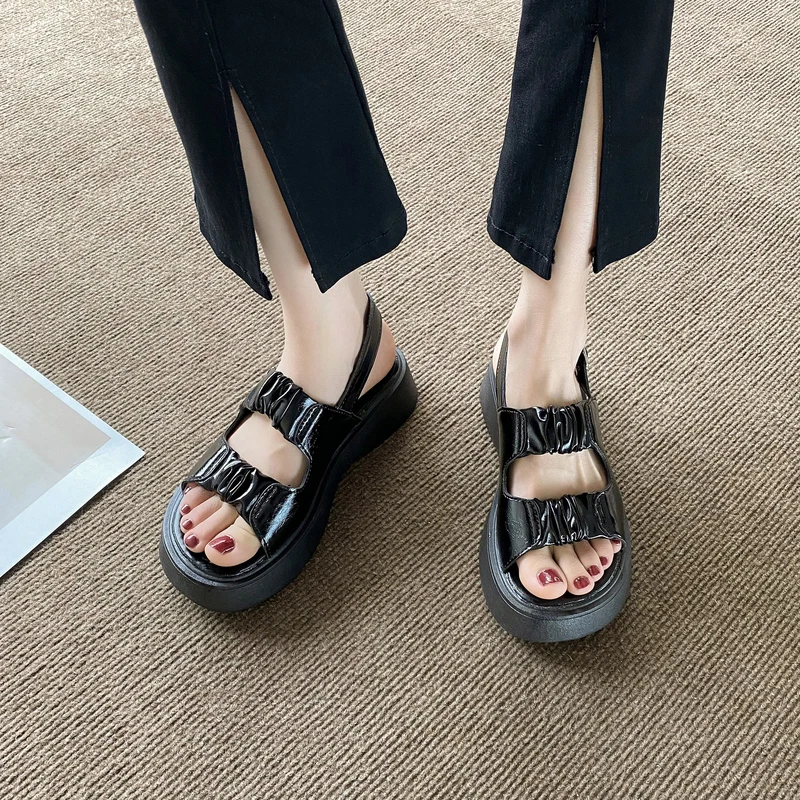 

Med Clogs With Heel All-Match 2022 Sandals Buckle Strap Muffins shoe Black Shoes for Women Medium Thick New Flat Beige Retro Sum