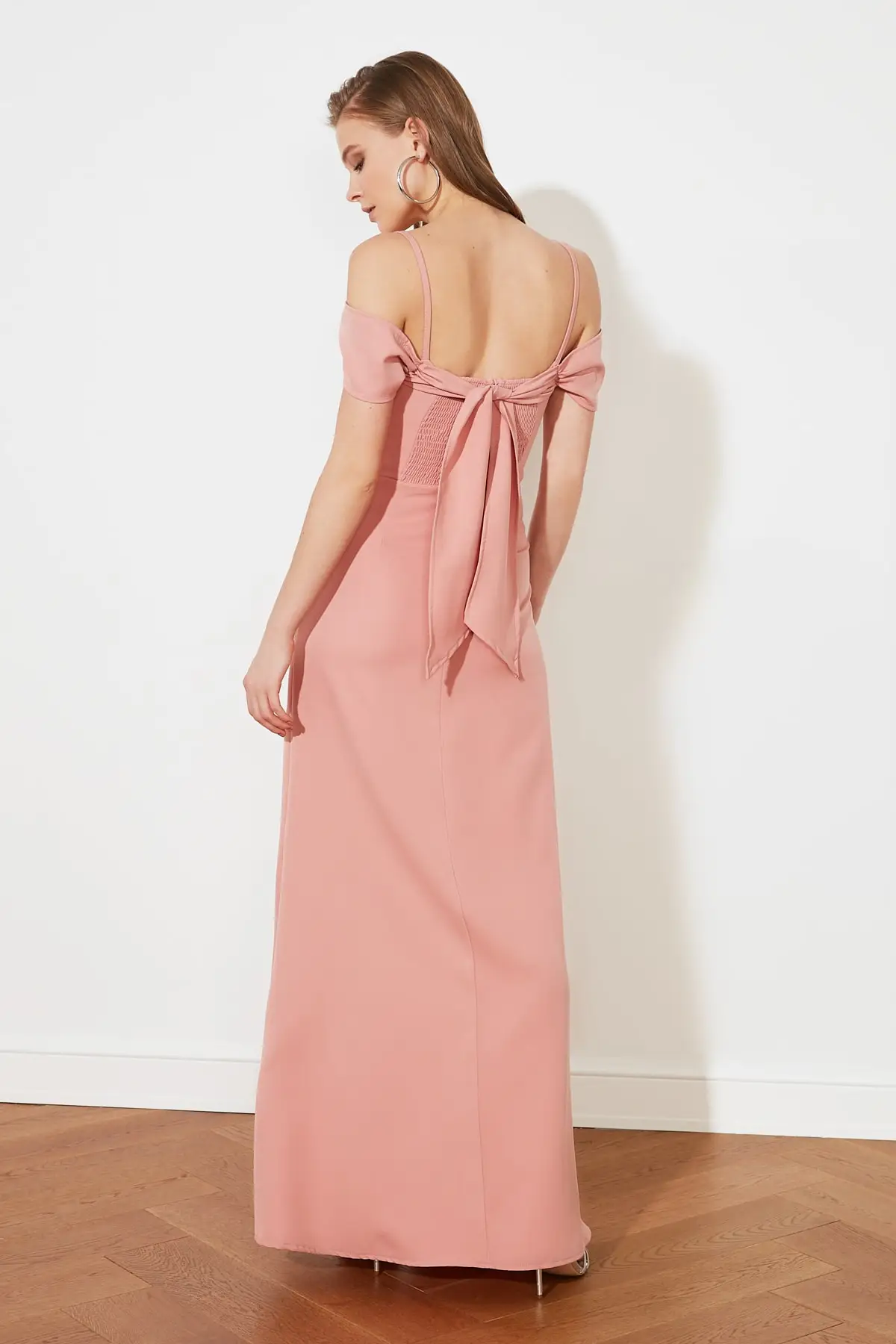 

Trendyol Collar Detail Evening Dress & Prom Gown TPRSS21AE0027