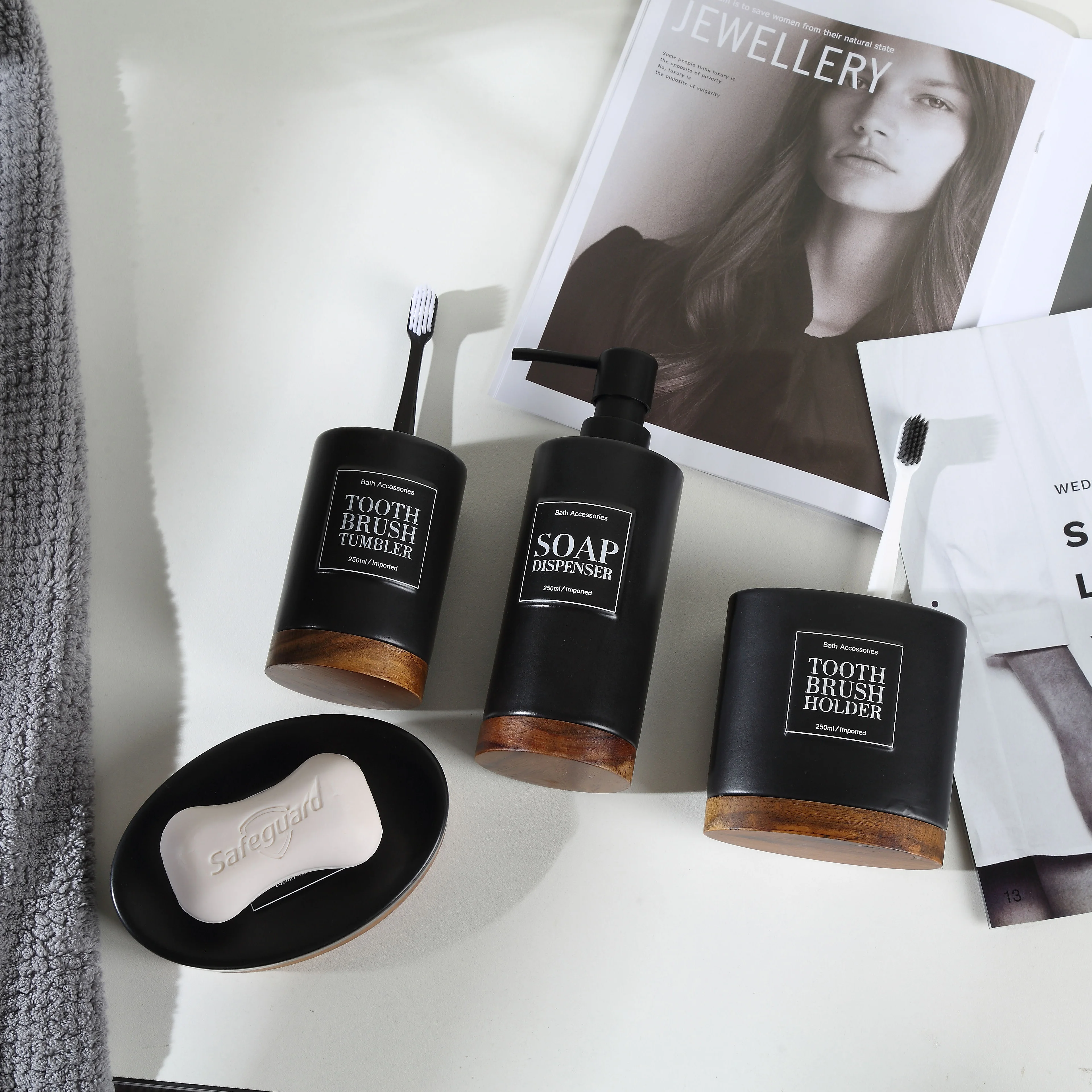 Набор керамических принадлежностей для ванной комнаты 4 шт. диспенсер мыла