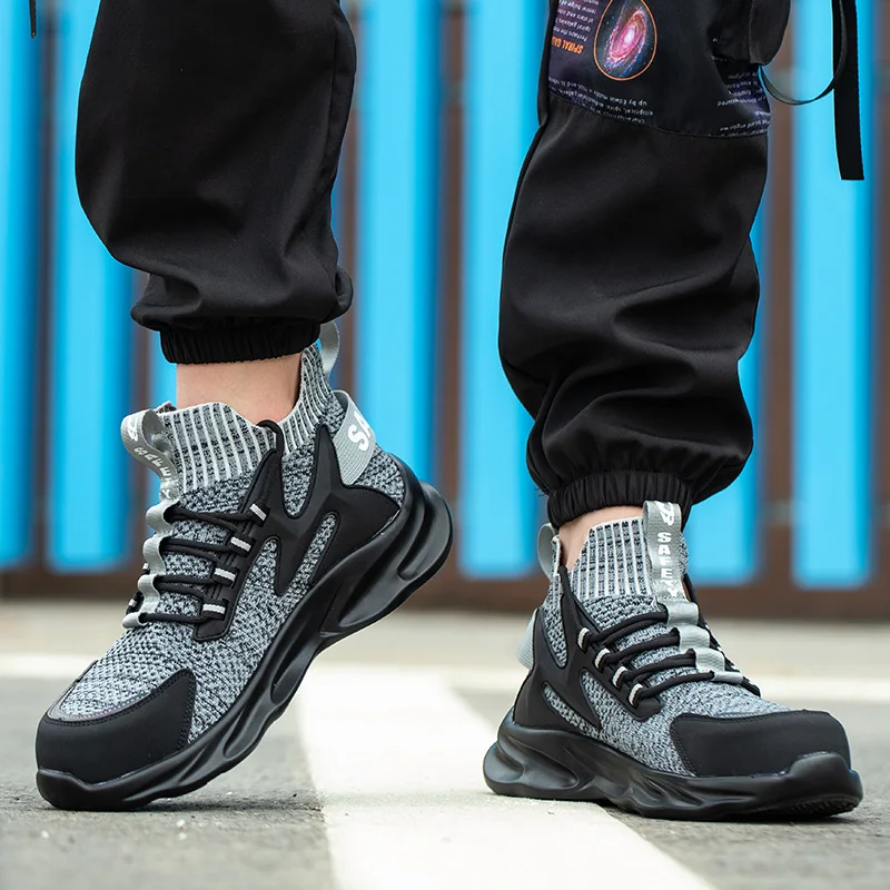 2022 Men‘s New Anti-smash And Anti-puncture Labor Insurance Shoes Four Seasons Breathable Lightweight Waterproof Sports Shoes