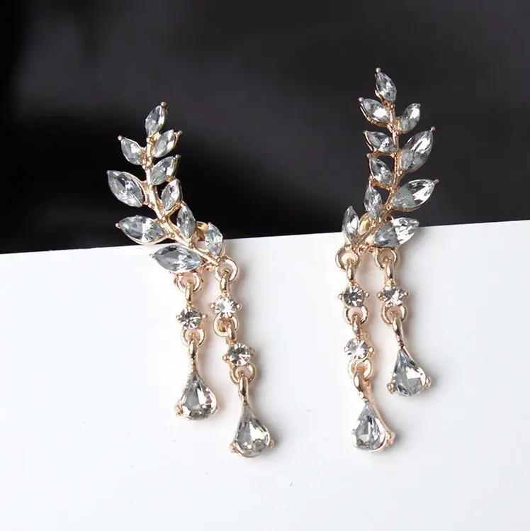 

Light Luxury Vintage Cute Crystal Pearl Leaf Irregular Earrings For Women High Level Fashion Girl Gifts Jewelry