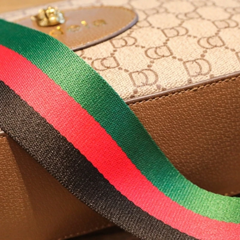 Новая удобная сумка через плечо в стиле ретро