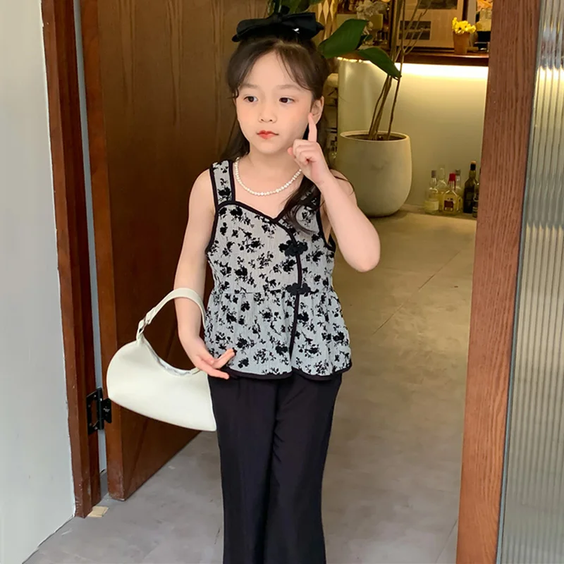 

Vintage Flower Pleated Two-Piece Set Black Color Trousers + Shoulder Strap Camisole Tops Baby Girl Clothes Kids Suits 2-8Y