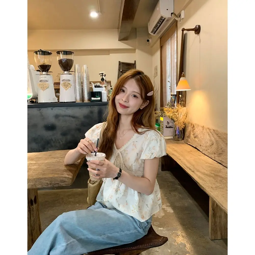 Льняная кружевная рубашка с цветочным принтом