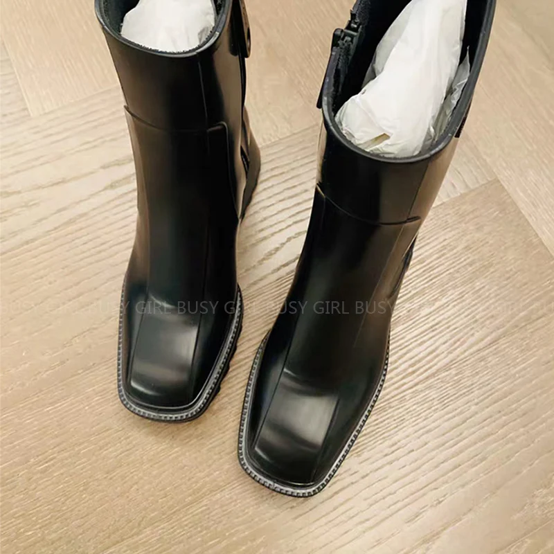 2023 Designer Macaron Rain Boots Fashion Anti -Skating Water Shoes Female Adult Rain Shoes Wear Coarse Hand Sneakers Female Boot