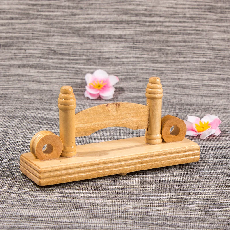 

Деревянная подставка для вентилятора