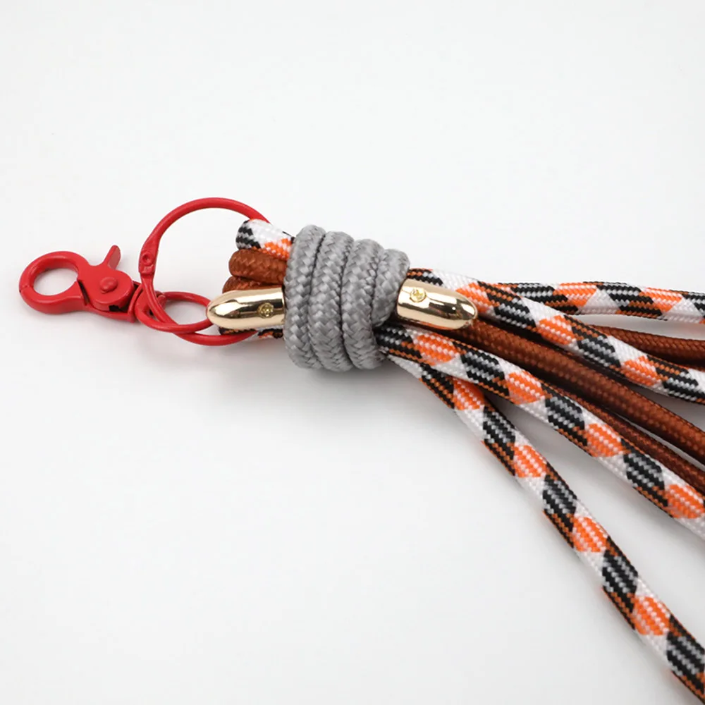 Женская декоративная подвеска в спортивном стиле веревочный брелок сделай сам