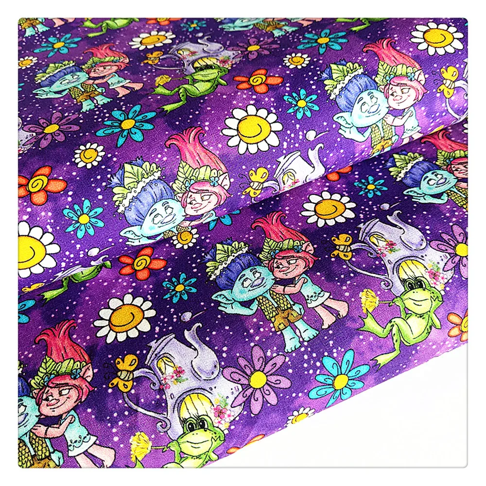 В наличии фиолетовая ткань из 100 хлопка с цифровой печатью персонажей