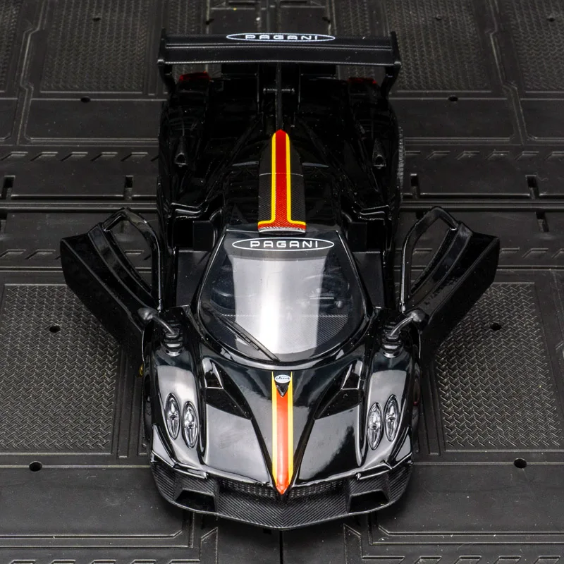 Фото CCA 1:31 Pagani Zonda, модель автомобиля из сплава, коллекция украшений, акустооптические детские игрушечные двери, которые можно открыть №3