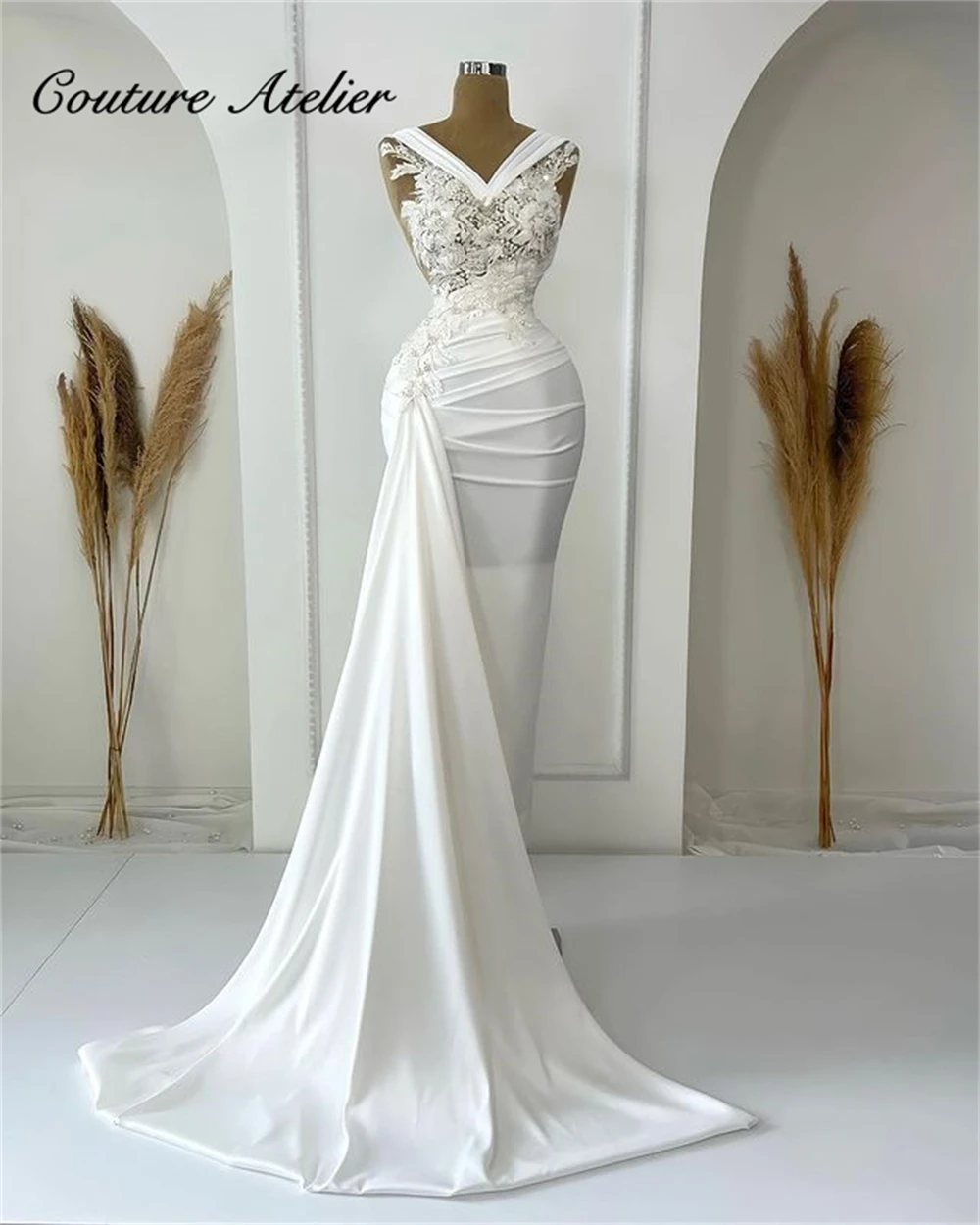 

Ivory Lace Appliques Evening Dresses V Neck Elegant Mermaid Formal Dress With Train Satin Wedding Gowns vestidos elegantes para