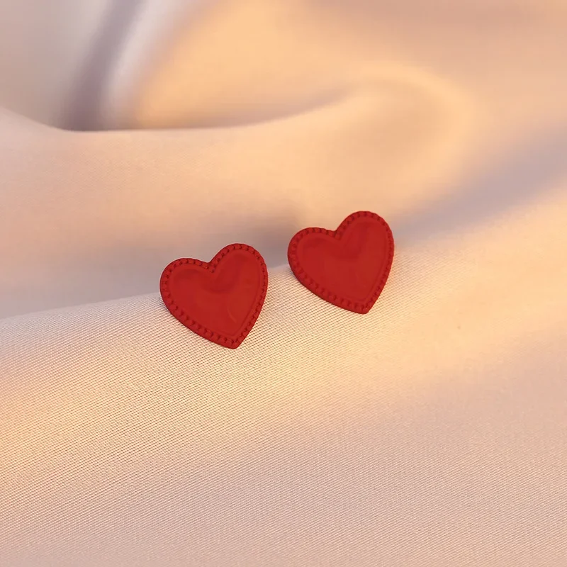 Красные модные элегантные высококачественные серьги-клипсы в форме сердца