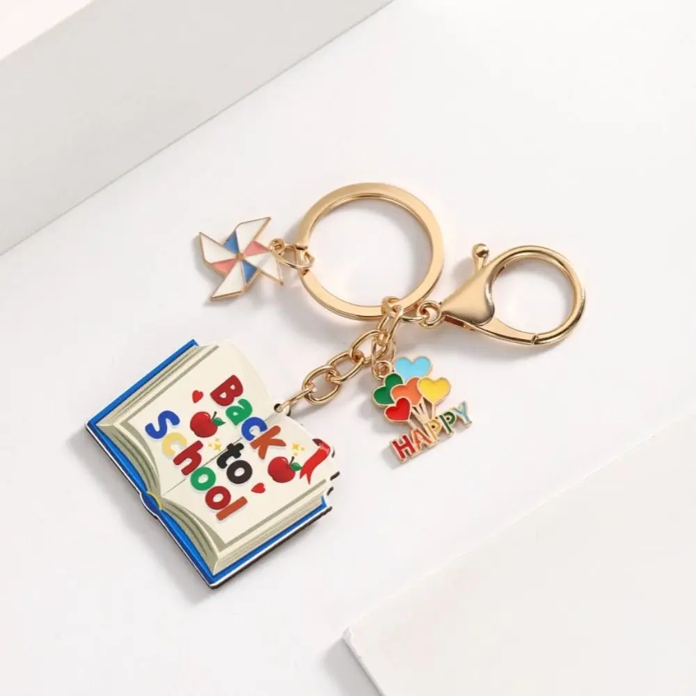 Деревянный брелок для школы с надписью на английском языке