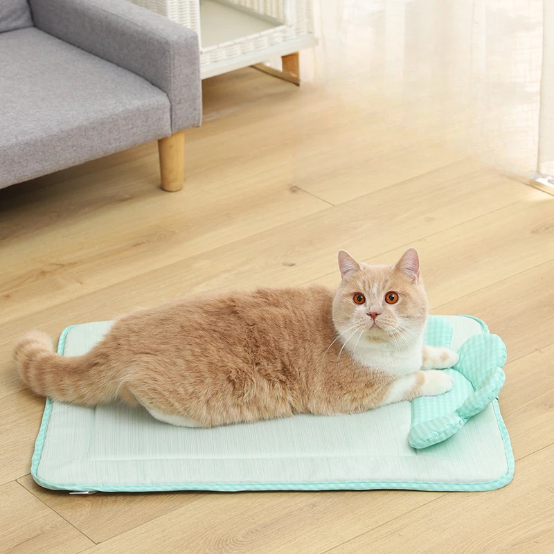 

Soft Cat Bed Mats Pet Sleeping Bed Mats for Cats Small Dogs Cute Pet Pad Warm Kitten Cushion Cat Accessories