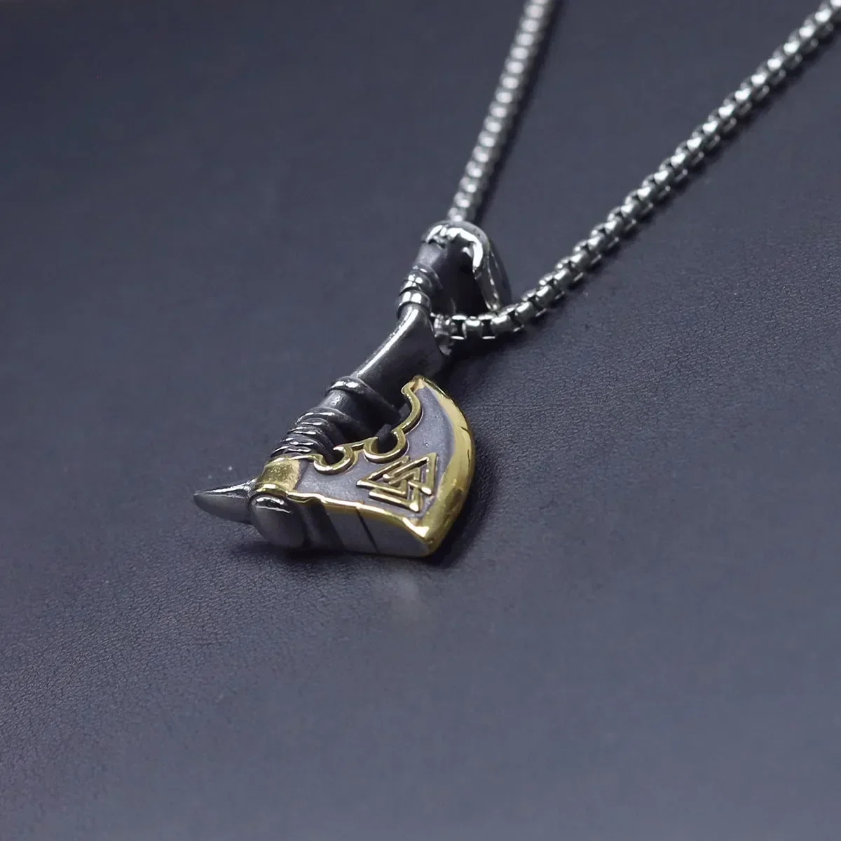 Ожерелье с боевым топором викингов подвеска-амулет скандинавского волка и