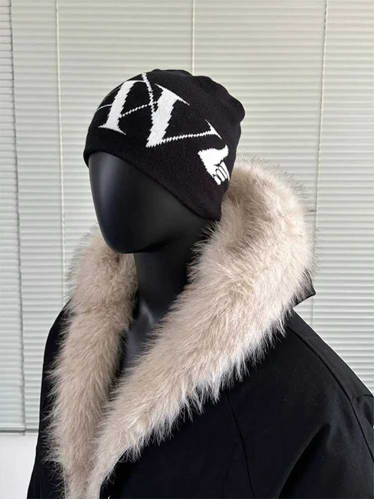 Норковый воротник с капюшоном. Куртка на хлопковой подкладке. Мужская зимняя