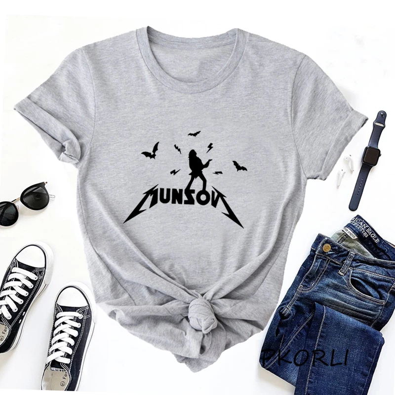 

Eddie Munson Playing Guitar T Shirt O Neck Women Summer Master of Hellfire TV Show Tshirt Vintage Metal Music Eleven Hawkins Tee