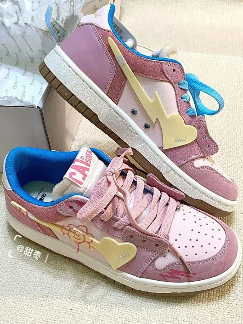 SHANPA Love Sunflower Skateboard Shoes for Women Ins Trendy Shoes All-match Student Sports Leisure Skate Shoes Zapatillas Mujer