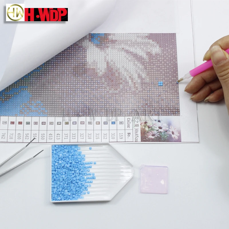 Набор для алмазной живописи Волшебная пыль в виде дельфина 100%