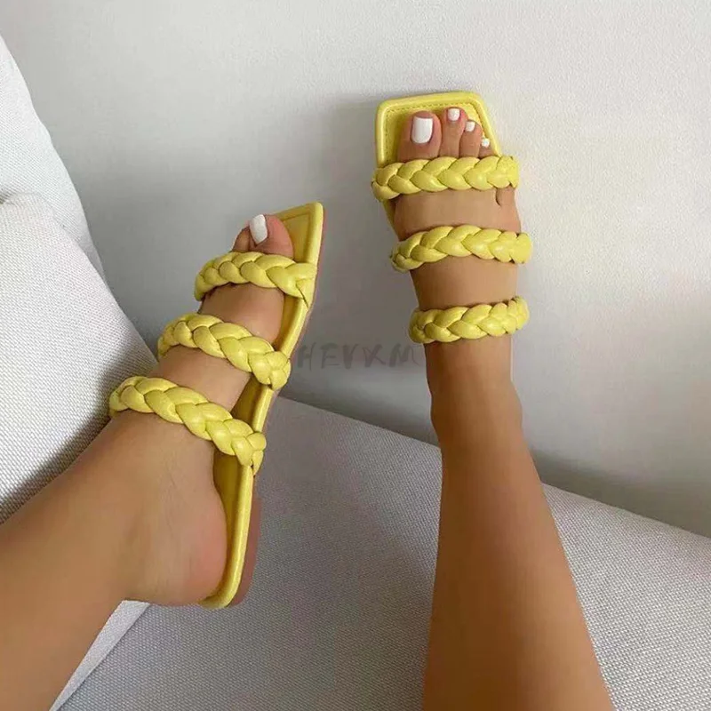 

Женские летние тапочки, модные женские плетеные туфли, женская обувь из искусственной кожи на плоской подошве, домашние тапочки, женская об...