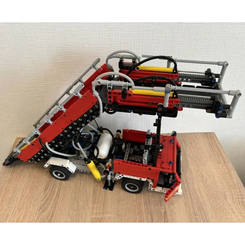 Детали для сборки летательного аппарата