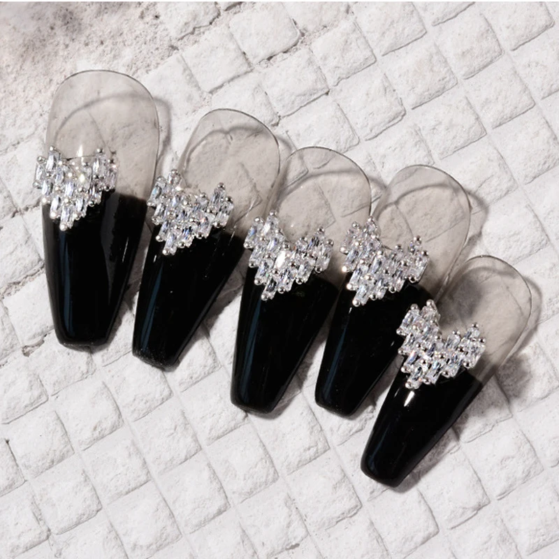 

5pcs/lot, 3d Nail Art Heart-Shaped Zircon Nail Decorative Diamond Accessory Nail Crystal Diamond For Nail Tips