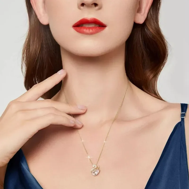 Ожерелье женский универсальный комплект Маленький лебедь с бриллиантами