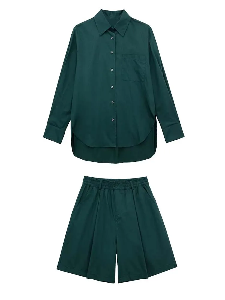 

Комплект женский летний из 2 предметов с шортами и асимметричной рубашки