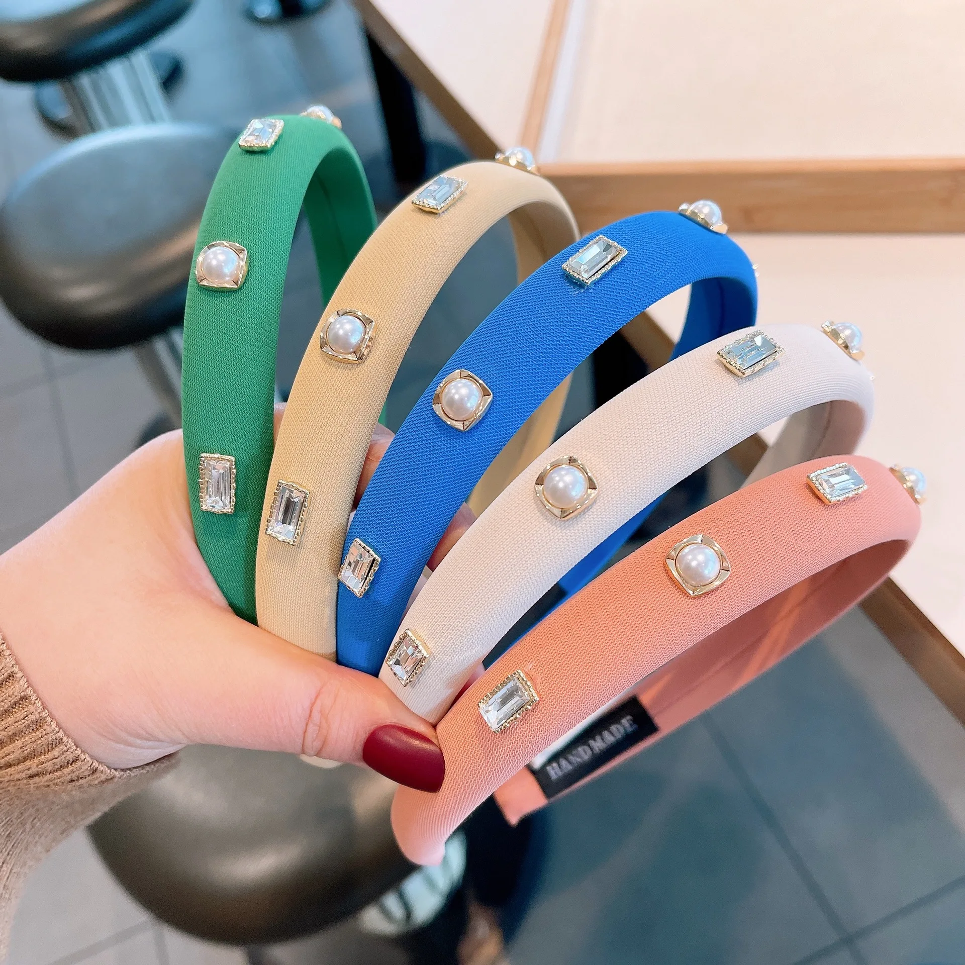 

2022 New Fashion Cute Retro Shiny Zircon Headband For Girls