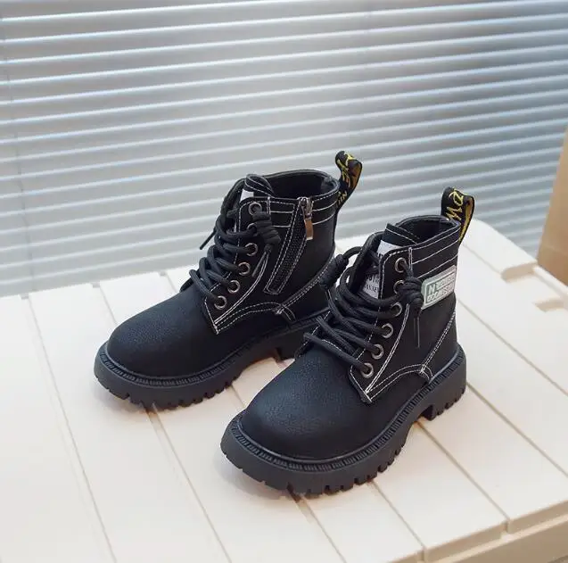 

Autumn Winter Girls Children Snow Boots Boys Leather Boots Plush Fashion Waterproof Non-slip Warm Snow Shoes for Kids Sneakers