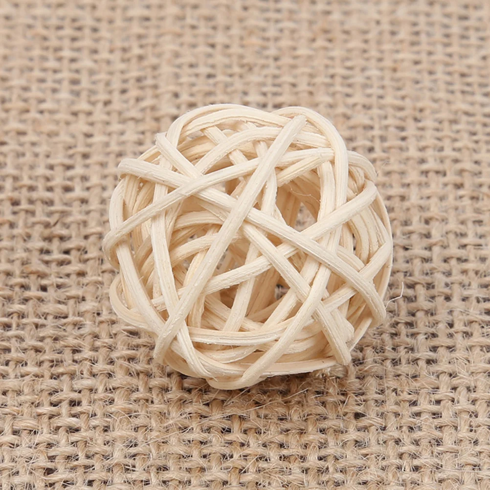 

30Pcs 3cm Wicker Rattan Balls Natural Woven Hanging Pendants Aromatherapy Rattan Wedding Table Decoration