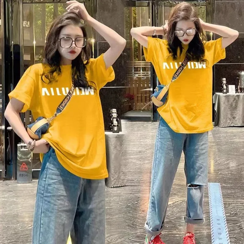 Очень большая 50 00 кг полная девушка с круглым вырезом буквенным принтом Футболка