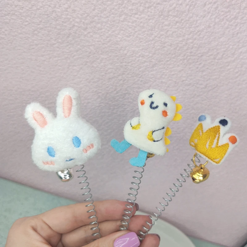 

New Springy Cat Toy With Suction Cups Suitable For Attaching To Smooth Surfaces