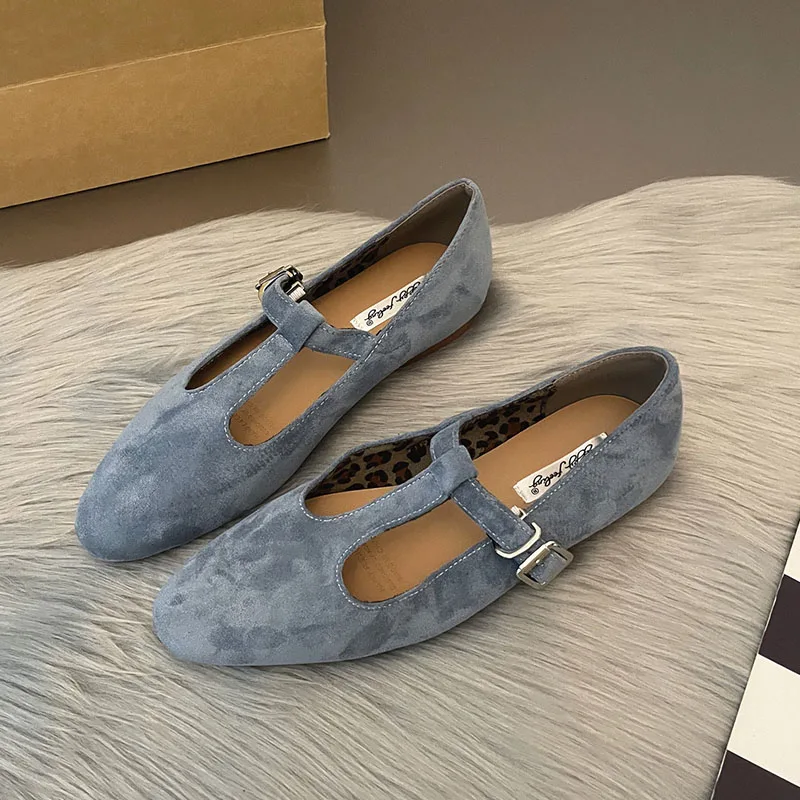 Женские балетки на плоской подошве