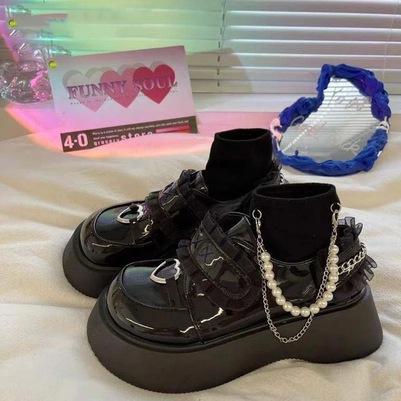 

Women Pumps Lady Vintage Girl Lolita Punk College Round Toe Shoes Derby Metal Heart Lace Chain Flat Wedge Platform Female Shoes