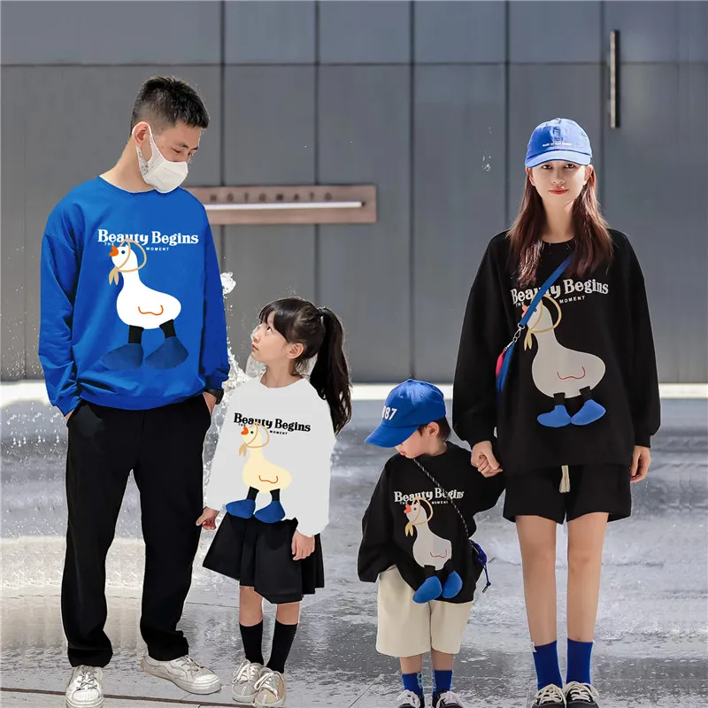 

Adult Kids Long-sleeve Sweatshirts for Dad Mom Daughter Son Matching Clothes Family Cotton Cartoon Duck Shirts Tops