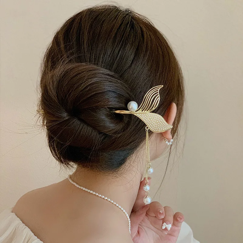 

Fishtail Tassel Hairpin Classical Elegant Hair Stick Chinese Retro Pearl Rhinestone Hairpin Decoration Sweet Girl Hair Accessory