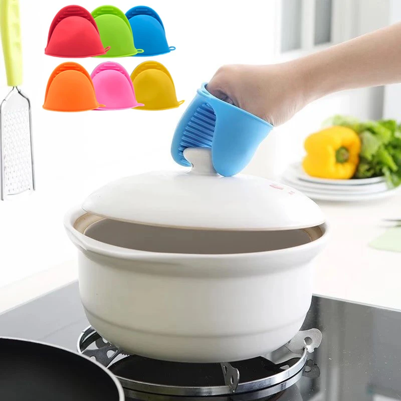 

2PCS Microwave Oven Gloves Clips Potholder Anti Scalding Non Slip Silicone Gloves Cooking Pot Mitt For Baking Utensil Oven Mitt