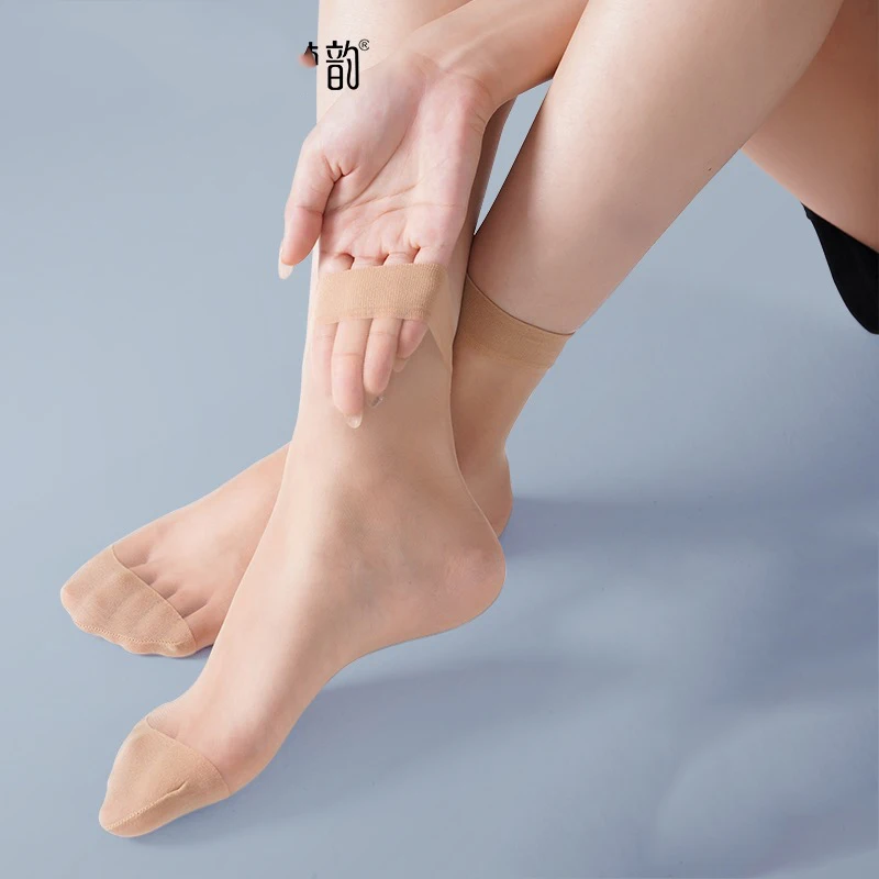 80pcs=40Pairs Women Socks Summer Transparent Crystal Silk Sock Sexy Black Skin Color Elastic Ankle Short Socks for Girls Sock