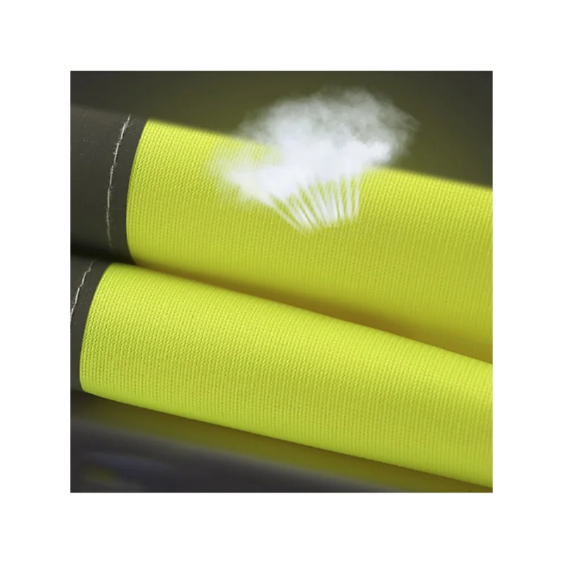 Рисунок 6 - Светоотражающий жилет с несколькими карманами