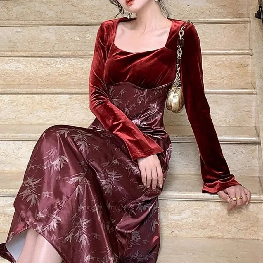 Элегантное красное шелковое платье во французском стиле для празднования Нового